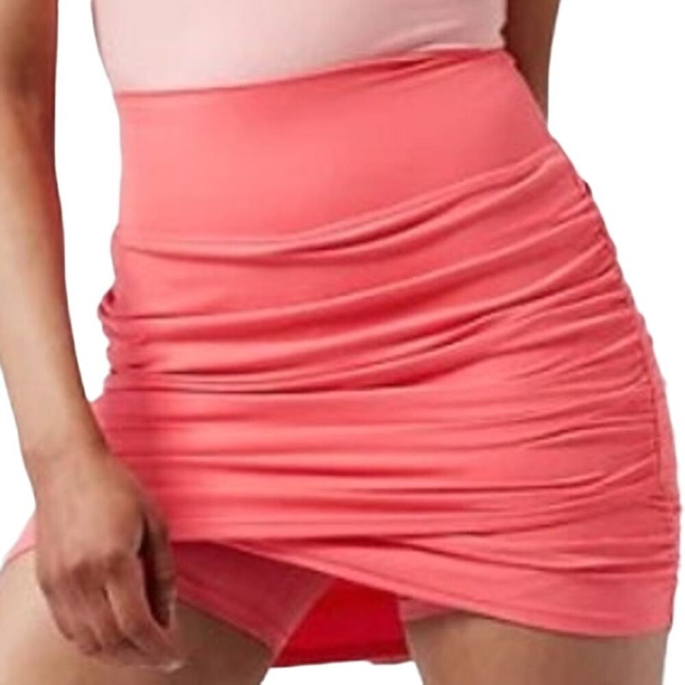 Athleta Transcend Skort VITAFREE Lycra Scrunch Stretch Quick Dry Coral Petal XS